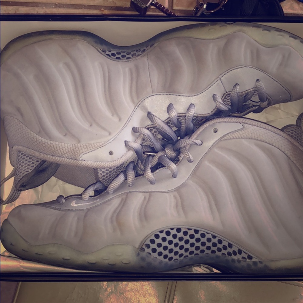 Wolf grey Foamposites.